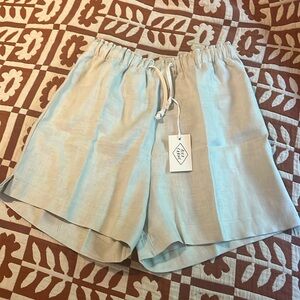 NWT Alex Crane Bo Shorts in Bone